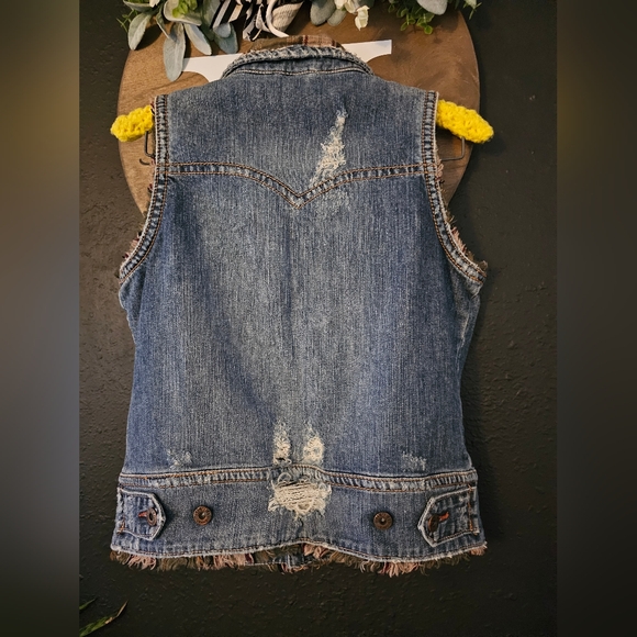 Silver jeans denim vest 💯 - Picture 3 of 7